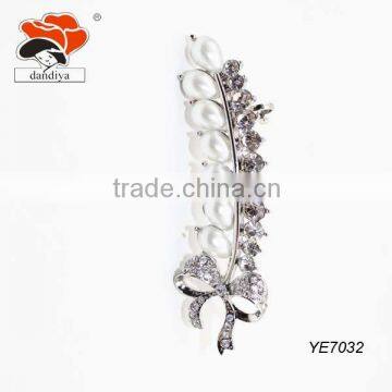 The popular fancy pearl earrings wholesale