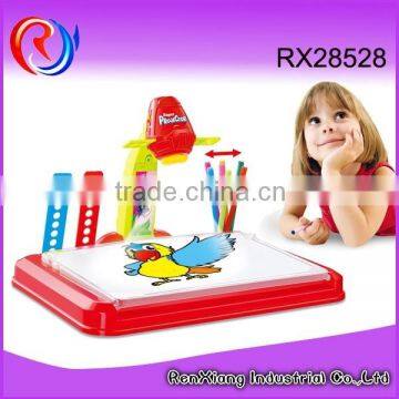 Newest educational kids flashing light toy projector led toys