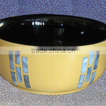 Lacquer bowl