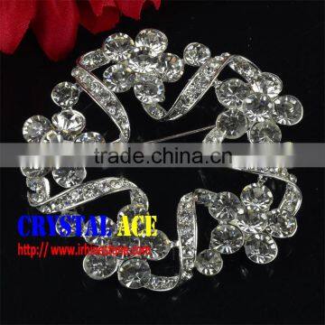 Factory Wholesale Shiny Zinc Alloy Crystal and Rhienstone Brooch Pins, Lady Crystal Brooch Pins for wedding design