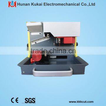 Professional SEC-E9 Lightweight Computerized Key Cutting Machine Supply Audi Keys Duplicate photo-3