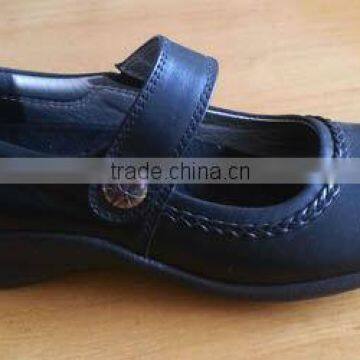 women casual leather shoes
