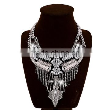 Hot Selling Luxury Rhinestone and Charm Statement Necklace