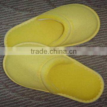 White Disposable Hotel Velvet Slipper From Yangzhou Manufacturer