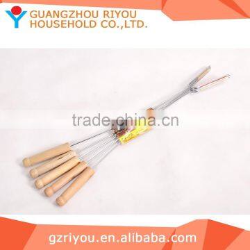 2015 Camping Wooden Handle Extendable Telescopic Bbq Fork Wholesale