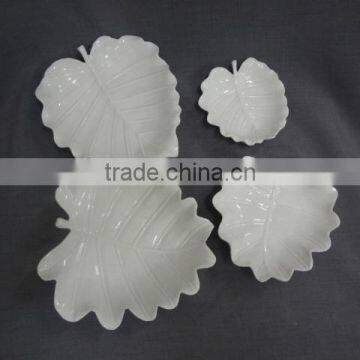 leaf shape white porcelain bowls and plates