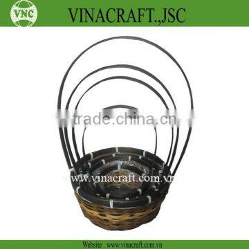 Wicker garden flower pot with handles and plastic inside