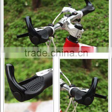 2017 hot Durable Anti-slip Rubber Aluminum Alloy Integrated Bike Bicycle Handlebar beauty design Mountain Bikes Handlebar Parts