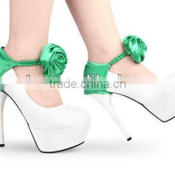 SC005 High quality pretty girl green rose flower heel covers for high heels