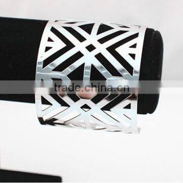 European Golden Exaggerated Wide Metal Hollow Cuff Bangle for Women photo-5