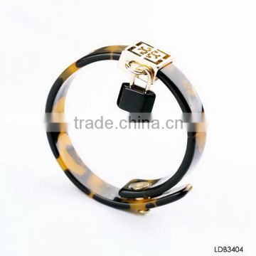 Little locket charm thin tortoise bangle elegant unique fashion brand new design jewelry