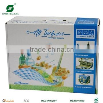 CORRUGATED PACKAGING BOX WITH WHITE PLASTIC HANDLE