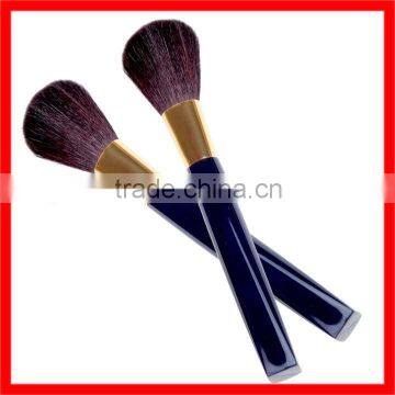 Cosmetic powder brush