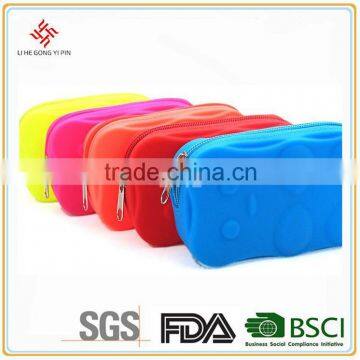 Wholesale fashion colourful silicone outdoor coin purse