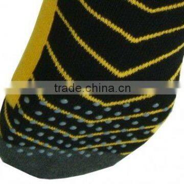 Bamboo charcoal terry walking socks