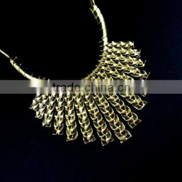 18inch retro antique gold chic engraved vintage metal collar chunky choker statement necklace,fashion jewelry 6350173