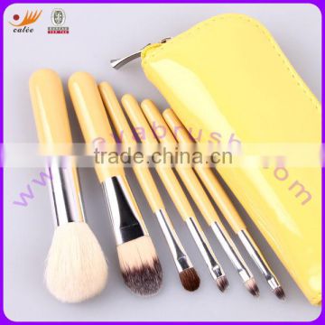 6pcs Light Yellow Mini Gift Cosmetic Brush Set with Zip Pouch