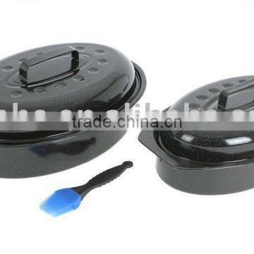 Big and small oval roaster set with silicon brush