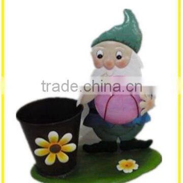 Christmas Sales Wholesale Outdoor Garden Gnome Drwaf Solar Light With Planter Decoration for Christmas Festival photo-4