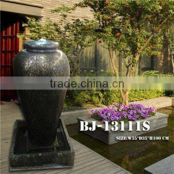 Flowing Water Black Vase Firber Glass Fountain