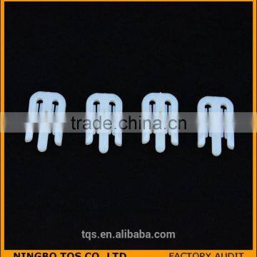 W Shape White Plastic Clips for shirts