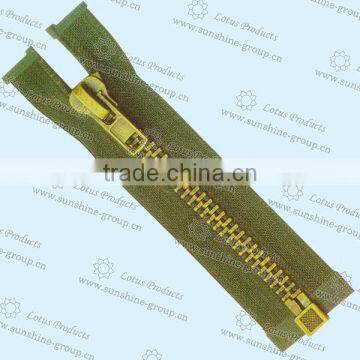 Golden Finishing Brass Zipper For Bags photo-2