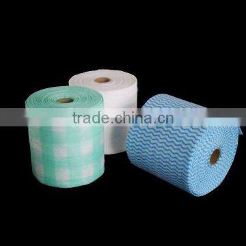 Spunlace nonwoven roll