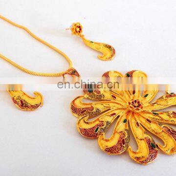 Indian Gold Plated Pendant Set - Pakistani Oversize Pendant Set - Wholesale meenakari jewelry - South indian Gold plated Jewelry