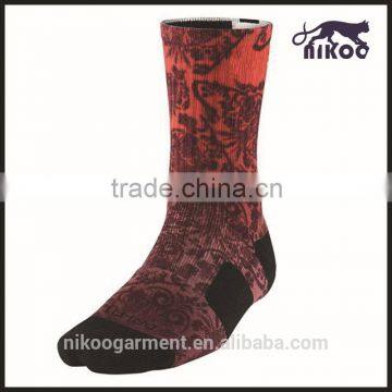 Free sample hot sale cotton football socks