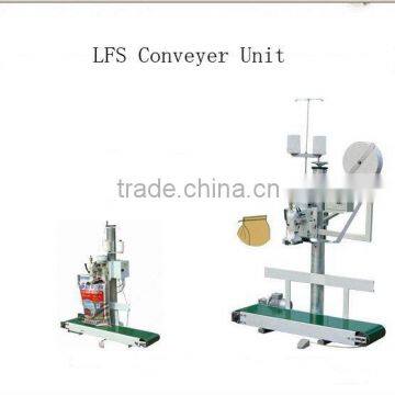 conveyor delivery unit and bag closer sewing machine