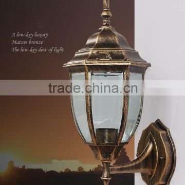 European black die-casting zinc and Aluminun Garden Outdoor Wall Lamp