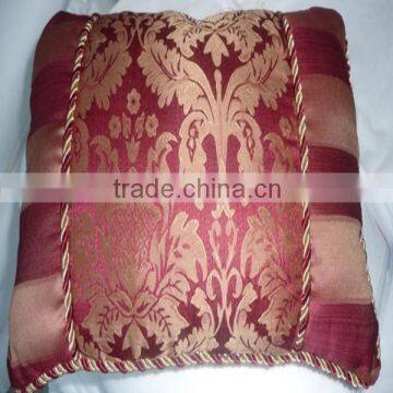 Luxury and high quality silk pillow