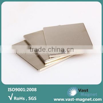 Permanent strong neodymium monopole magnet