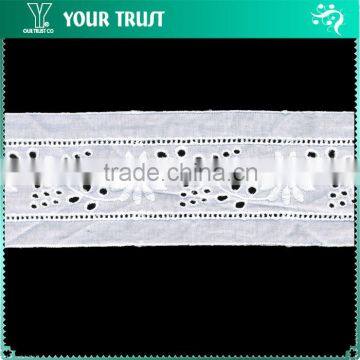 Width 14.0 Centimeter Flora White Cotton Trimming Lace photo-2