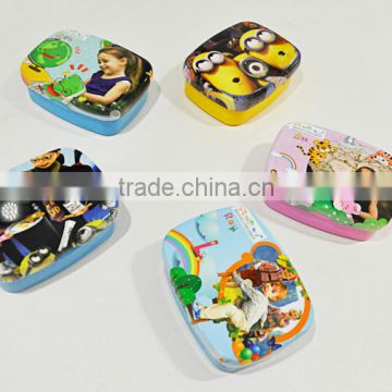 Lunch box with customized design