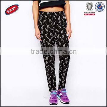 beautiful allover giraffe print casual legging pants women