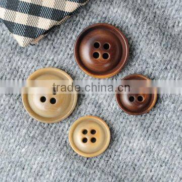 24L 32L 4 Holes Beige and Khaki Natural Corozo Nut Men's Suit Button in High Quality