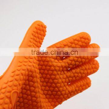 Heart Shaped Orange Silicone Oven Mitt photo-4