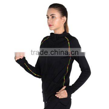 China Factory Women Fitness Wear With Hooded Elastic Breathable Outer Sports Jackets Comfortable photo-4