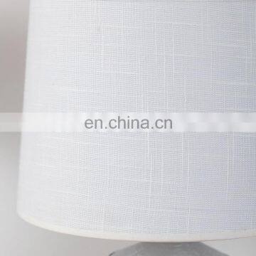 Factory Manufacture Living Room Ceramic Table Lamp Embossed Design White Desk Lamp for Bedside Decor photo-4