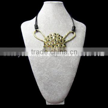 Dubai Gold Jewelry Zinc Alloy Necklace With Artificial Flower