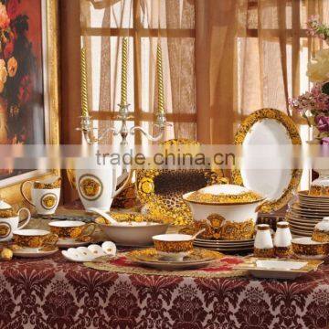 70pcs Luxury Pakistani Porcelain Dinner Set, Fine Bone China Dinner Set for 6 People photo-5