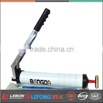 Manual industrial-grade, hand-held pneumatic grease gun, bursts of high pressure handle lithium grease