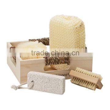 high quality natural spa kit with wood basket