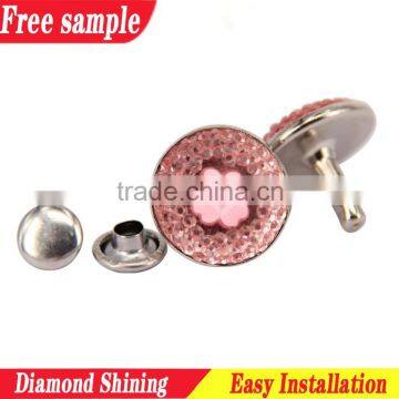 Romantic Flower Pattern Rhinestone Rivets Button