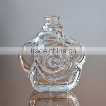 Rose shaped glass perfume bottle with 35ml for sale