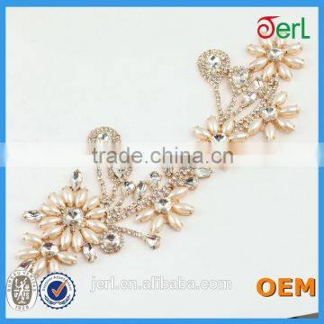 2016 new style wholesale bridal rhinestone appliques for wedding dress