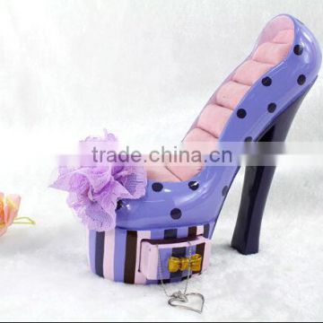 Hot Sale Violet Polyresin High Heel Shoe Ring Holder