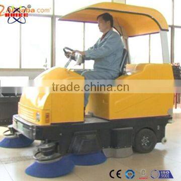 2015 outdoor power sweeper with strong battery and multiple functions