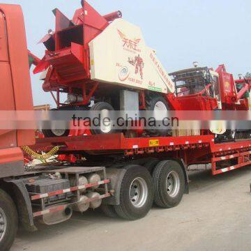 Self-propelled Soybean Combine Harvester